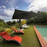 빌라 Au Calme Avec Jardin, Piscine Et Terrain Petanque A 5 Min Du Centre
