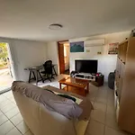 Au Calme Avec Jardin, Piscine Et Terrain Petanque A 5 Min Du Centre *
