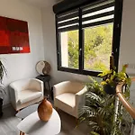 Au Calme Avec Jardin, Piscine Et Terrain Petanque A 5 Min Du Centre Nîmes