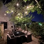 Au Calme Avec Jardin, Piscine Et Terrain Petanque A 5 Min Du Centre *