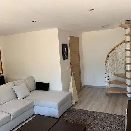 Au Calme Avec Jardin, Piscine Et Terrain Pétanque à 5 Min Du Centre Villa