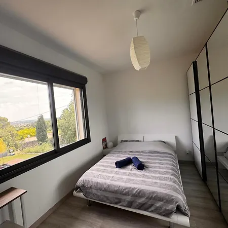 NIMES Villa au calme avec Jardin, Piscine et Terrain pétanque à 5 min du centre ville Villa *