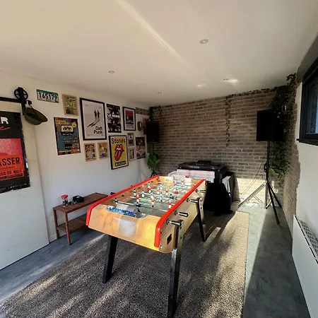 Au Calme Avec Jardin, Piscine Et Terrain Petanque A 5 Min Du Centre * Nîmes