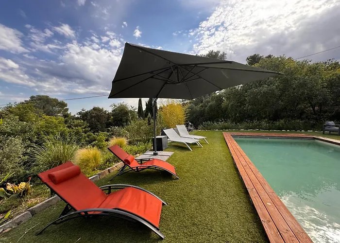 빌라 Au Calme Avec Jardin, Piscine Et Terrain Petanque A 5 Min Du Centre