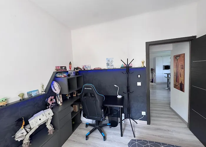 Au Calme Avec Jardin, Piscine Et Terrain Petanque A 5 Min Du Centre